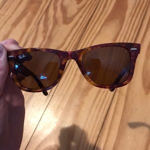 Authentic Wayfarer Ray Ban